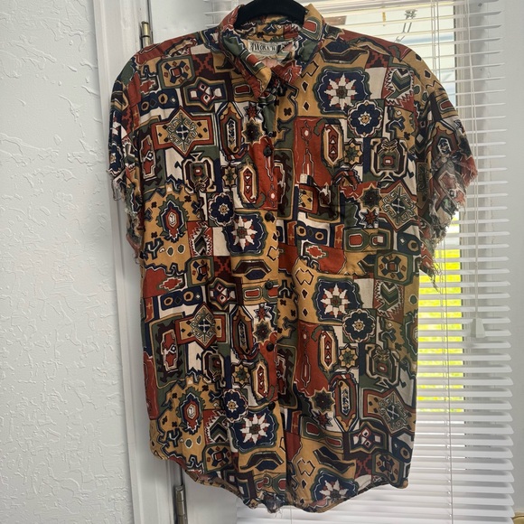 Vintage Tops - Vintage Geometric Patterned Distressed Blouse